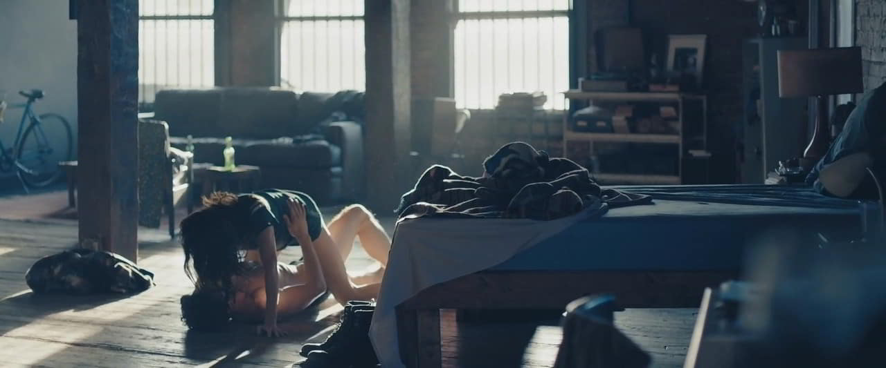 Shailene Woodley bare butt in Endings, Beginnings Shailene Woodley bare butt in Endings, Beginnings