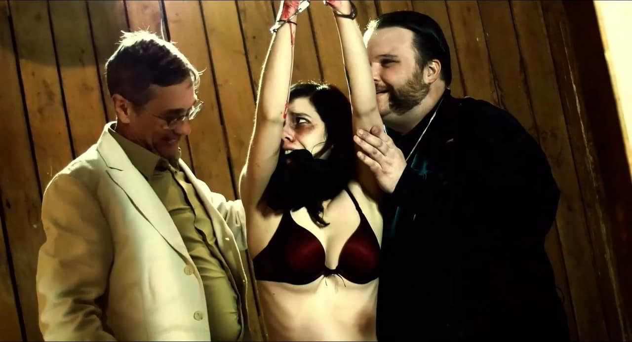 Sierra Marie bare butt in Fat Guy with a Shotgun Sierra Marie bare butt in Fat Guy with a Shotgun