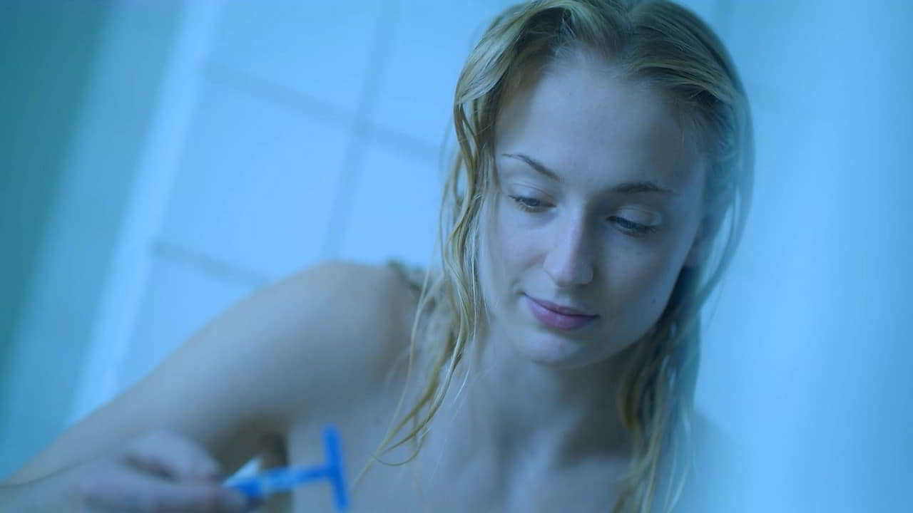 Sophie Turner topless Survive - S01E01 Sophie Turner topless Survive - S01E01