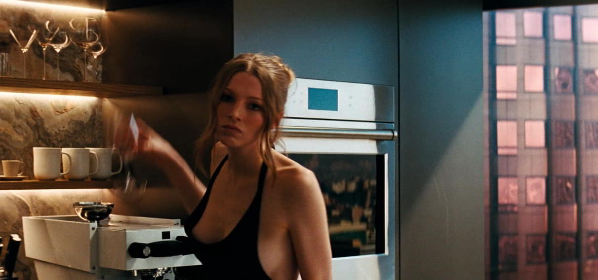 Sydney Sweeney topless Euphoria - S03E05 Sydney Sweeney topless Euphoria - S03E05