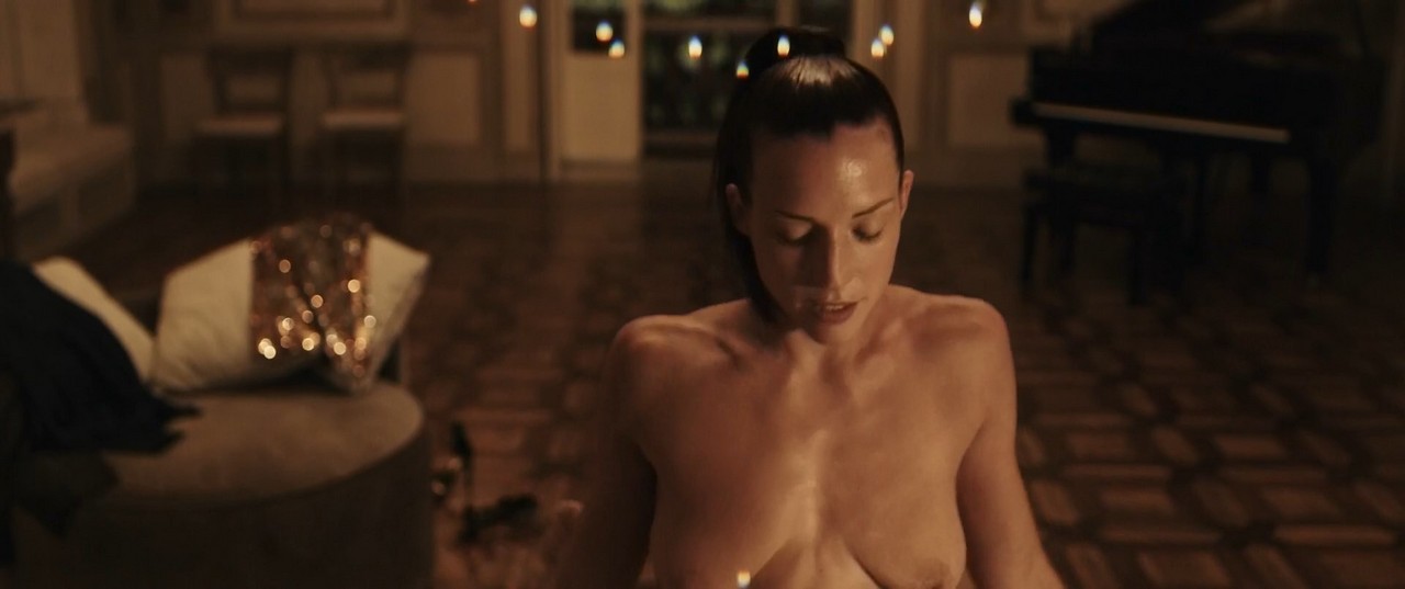 Hot Alice Pagani, Kasia Smutniak, Euridice Axen explicit scene 2018 Hot Alice Pagani, Kasia Smutniak, Euridice Axen explicit scene 2018