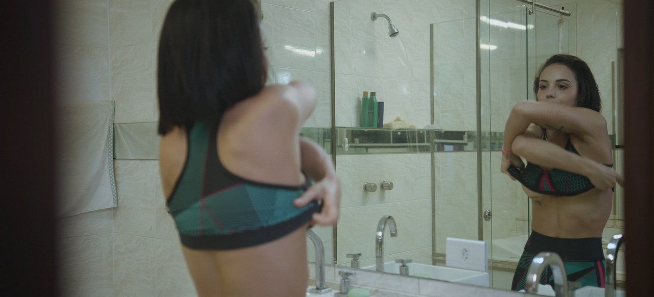 Aline Mineiro topless Conspiracao Fatal Aline Mineiro topless Conspiracao Fatal