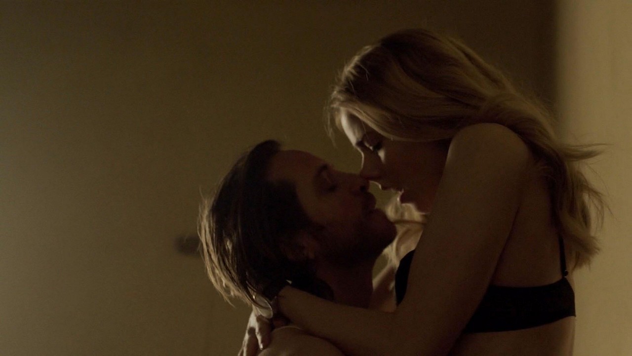 Amanda Schull topless 12 Monkeys - S02E12 Amanda Schull topless 12 Monkeys - S02E12
