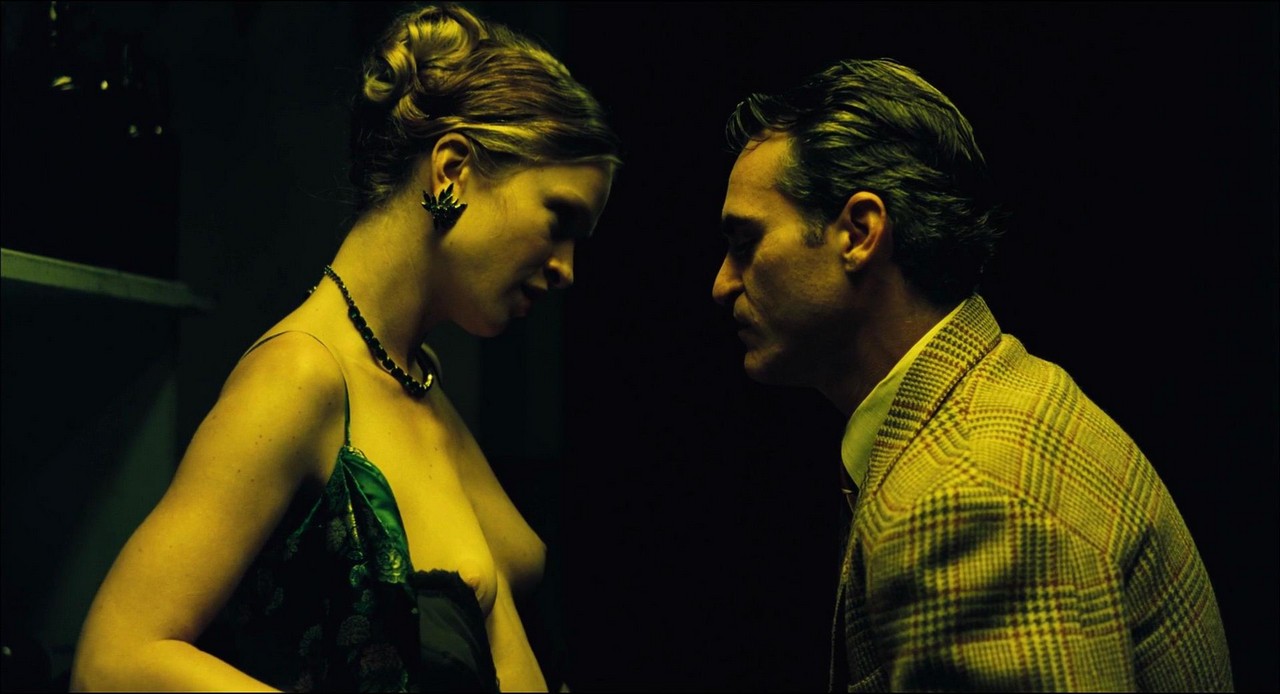 Amy Ferguson cleavage movie scene 2012 Amy Ferguson cleavage movie scene 2012