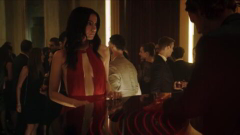 Ana de Armas Sexy Entering Red 2019 1