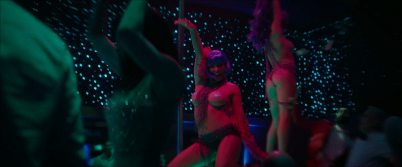 Andrea Delogu topless Divorzio a Las Vegas Andrea Delogu topless Divorzio a Las Vegas