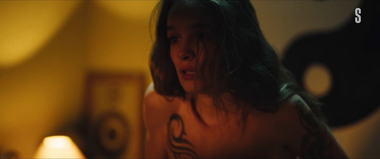 Anna Zavtur bare butt in Likhie - S01E04 Anna Zavtur bare butt in Likhie - S01E04