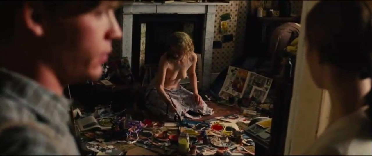 Anne bare butt in Marie Duff Nude, Saoirse Ronan Sexy - On Chesil Beach Anne bare butt in Marie Duff Nude, Saoirse Ronan Sexy - On Chesil Beach