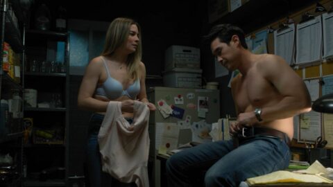 Annie Murphy Sexy Kevin Can Fuck Himself S01E05 2021 3