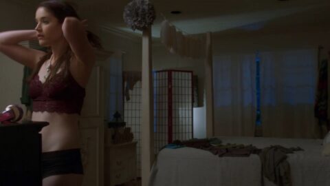 Aubrey Peeples Sexy Caroline Huey Sexy Heartthrob 2017 12