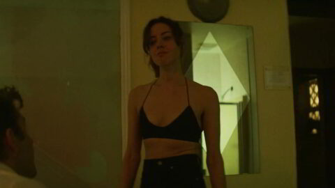 Aubrey Plaza Sexy Best Sellers 2021 4