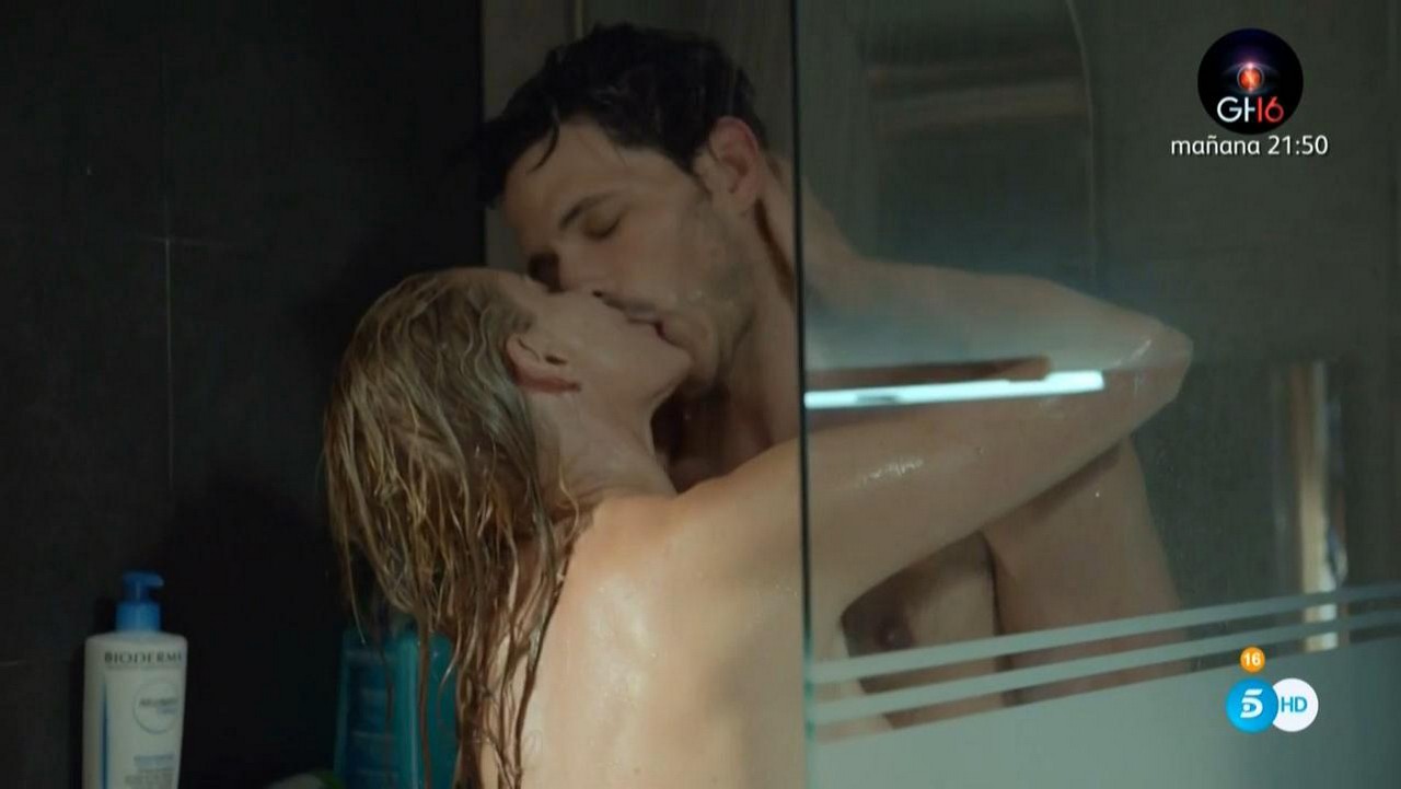 Belen Rueda cleavage movie scene 2015 Belen Rueda cleavage movie scene 2015