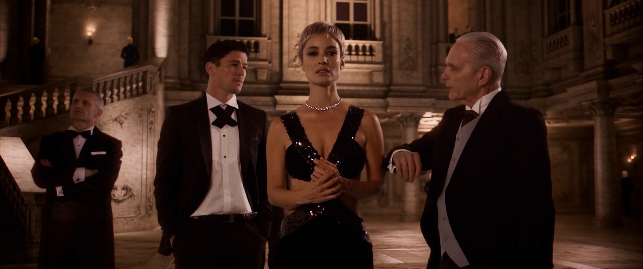Berenice Marlohe, Jaime Ray Newman, Owee Rae topless Valley of the Gods Berenice Marlohe, Jaime Ray Newman, Owee Rae topless Valley of the Gods