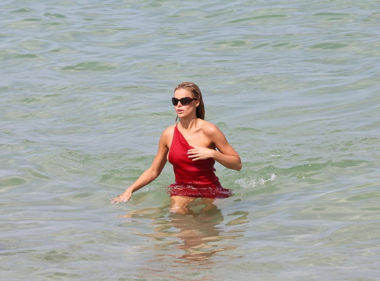 Watch Brooks Nader Boob Slip While Filming “Love Thy Nader” at Miami Beach Event, May 2026 naked video Watch Brooks Nader Boob Slip While Filming “Love Thy Nader” at Miami Beach Event, May 2026 naked video