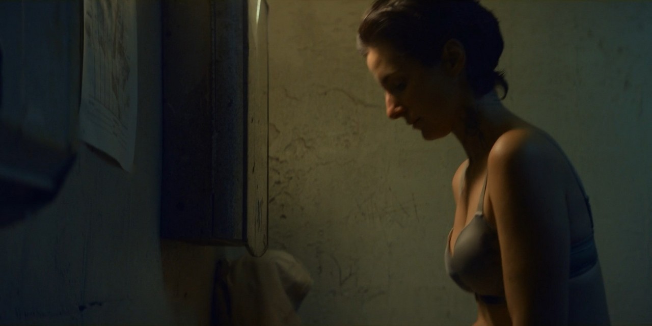 Carla Baratta topless Mayans M.C. - S04E03 Carla Baratta topless Mayans M.C. - S04E03