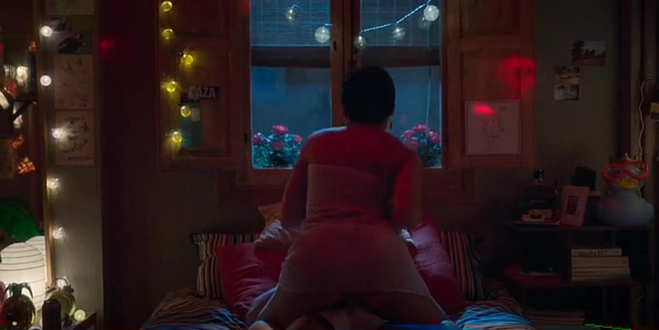 Carla Diaz cleavage movie scene 2021 Carla Diaz cleavage movie scene 2021