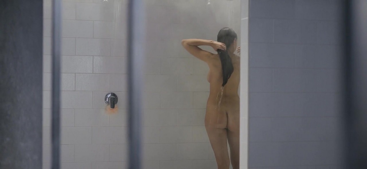 Carmen Arrufat nude scene in Elite - S06E04-06 Carmen Arrufat nude scene in Elite - S06E04-06