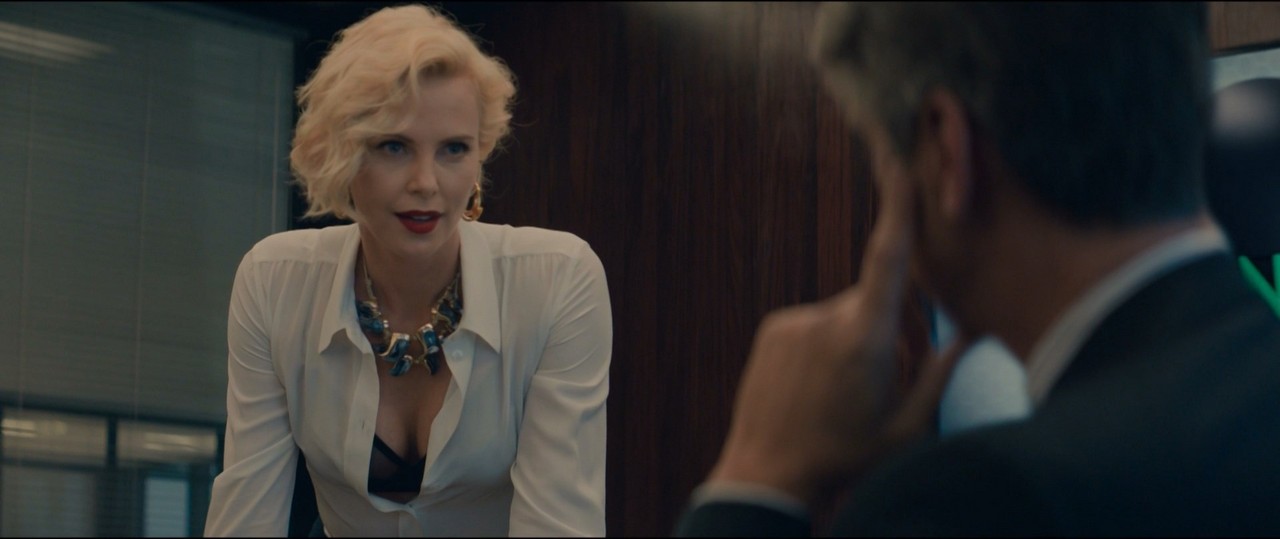 Charlize Theron bare butt in Gringo Charlize Theron bare butt in Gringo