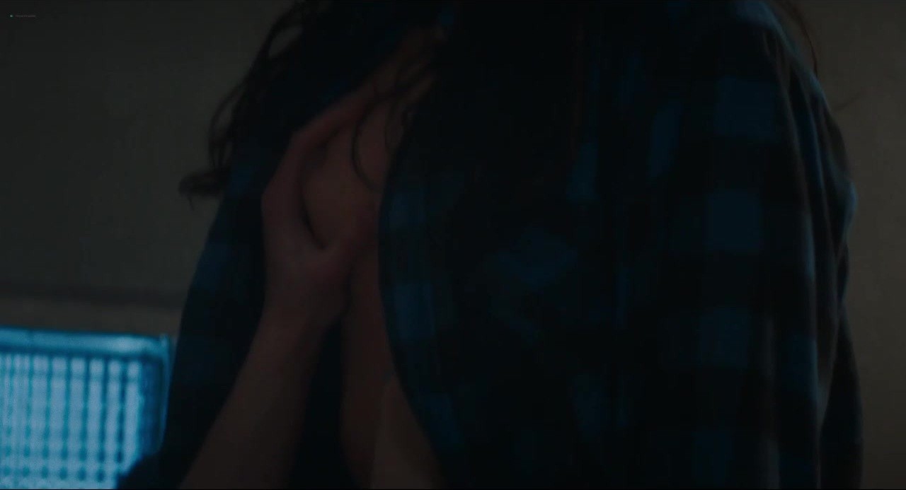 Charlotte Gainsbourg, Noée Abita bare butt in The Passengers of the Night Charlotte Gainsbourg, Noée Abita bare butt in The Passengers of the Night