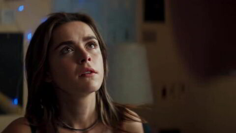Chloe Rose Robertson Sexy Amanda Jones Sexy Kiernan Shipka Sexy Wildflower 2022 04