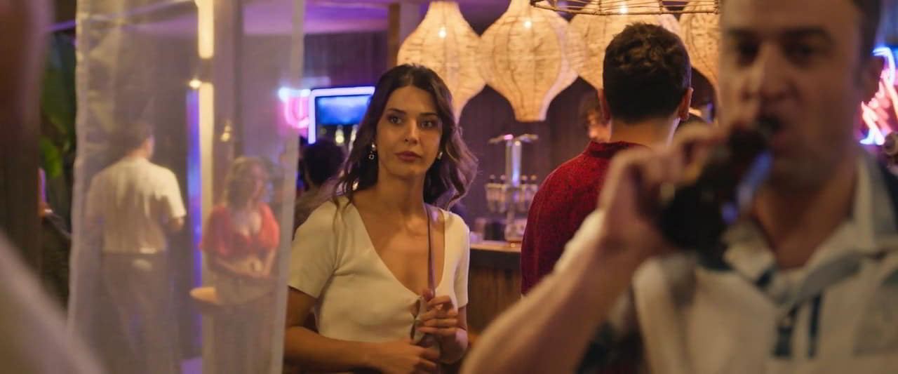 Devrim Özkan cleavage movie scene 2024 Devrim Özkan cleavage movie scene 2024