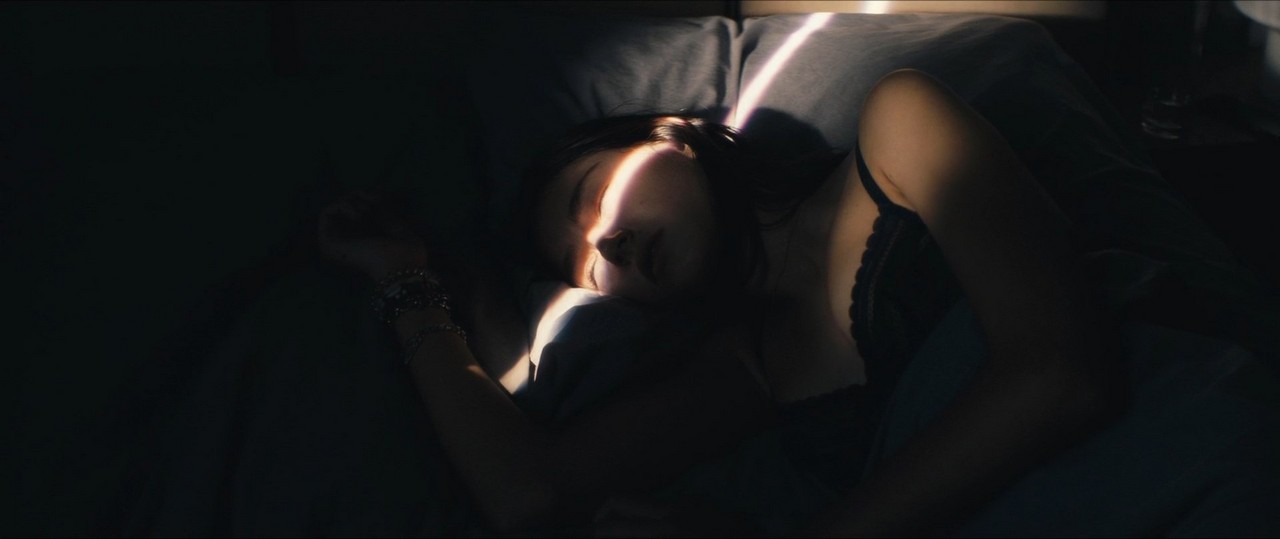 Emily Kusche cleavage movie scene 2020 Emily Kusche cleavage movie scene 2020