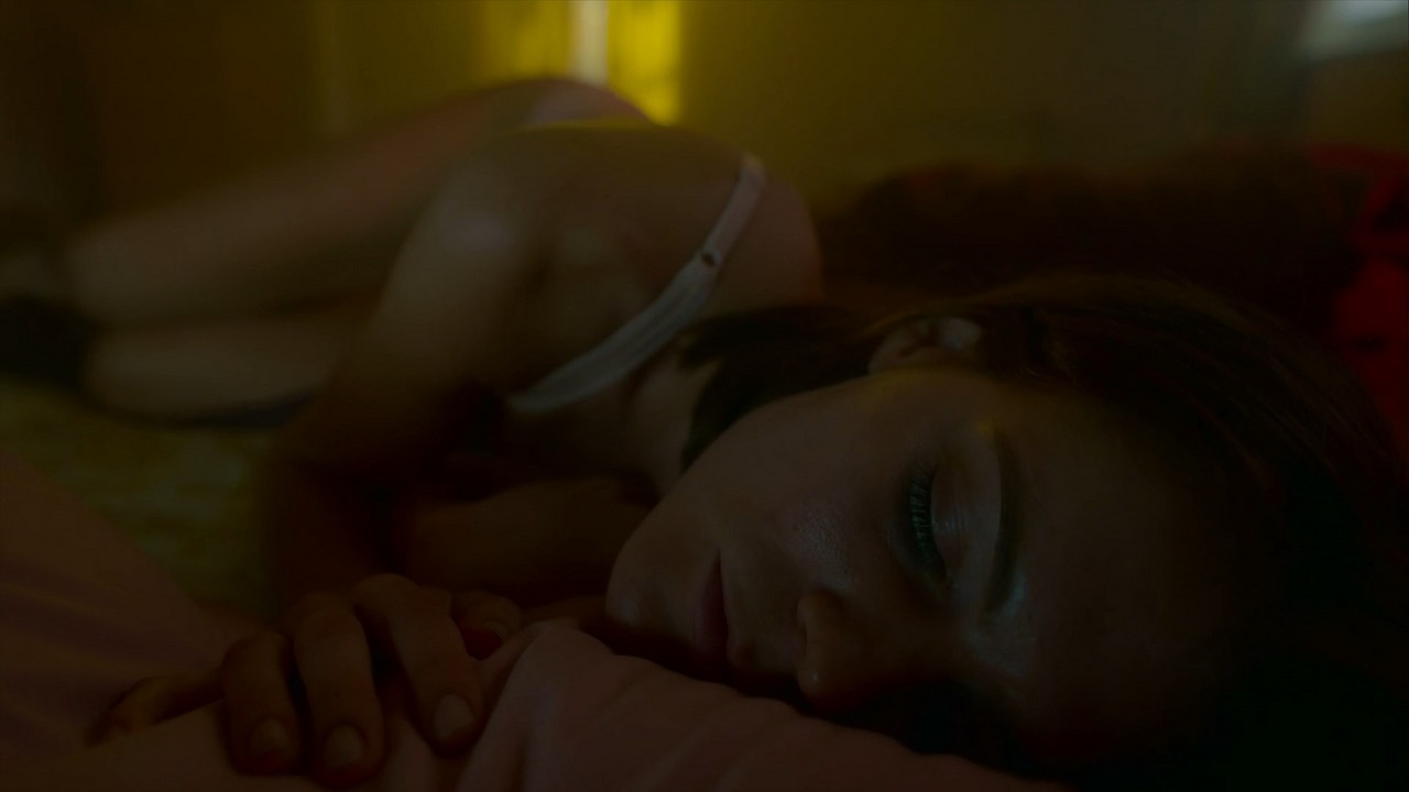 Hot Emma Greenwell explicit scene 2019 Hot Emma Greenwell explicit scene 2019