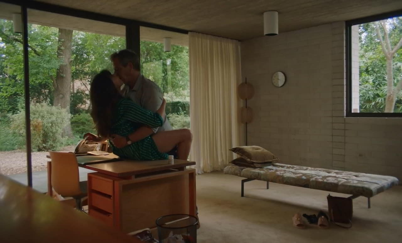 Essie Davis, Eliza Scanlen nude scene in Babyteeth Essie Davis, Eliza Scanlen nude scene in Babyteeth