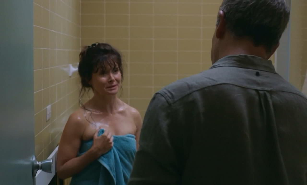 Essie Davis, Eliza Scanlen cleavage movie scene 2019 Essie Davis, Eliza Scanlen cleavage movie scene 2019