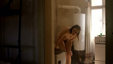 Ester Hocke Nude Petra Polakova Nude Lesni chodci 2003 3