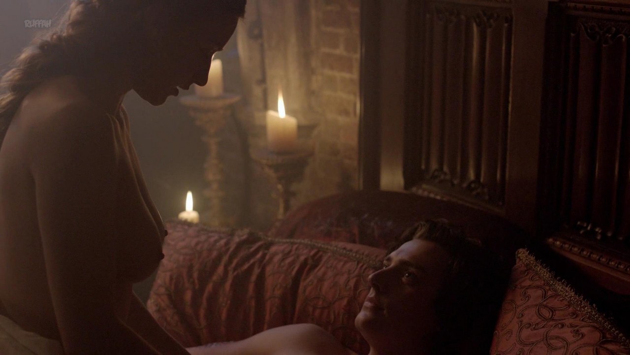Faye Marsay bare butt in The White Queen - S01E06 Faye Marsay bare butt in The White Queen - S01E06