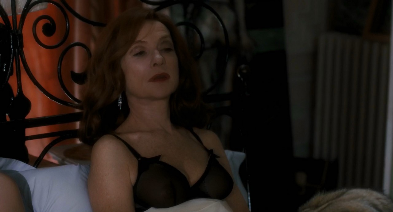 Galatea Bellugi, Isabelle Huppert cleavage movie scene 2019 Galatea Bellugi, Isabelle Huppert cleavage movie scene 2019