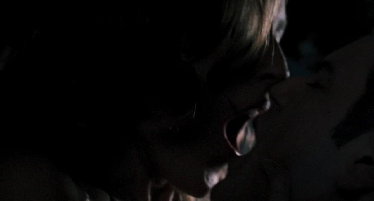 Gillian Anderson bare butt in Straightheads Gillian Anderson bare butt in Straightheads