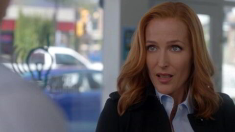 Gillian Anderson Sexy The X Files S10E03 2016 1