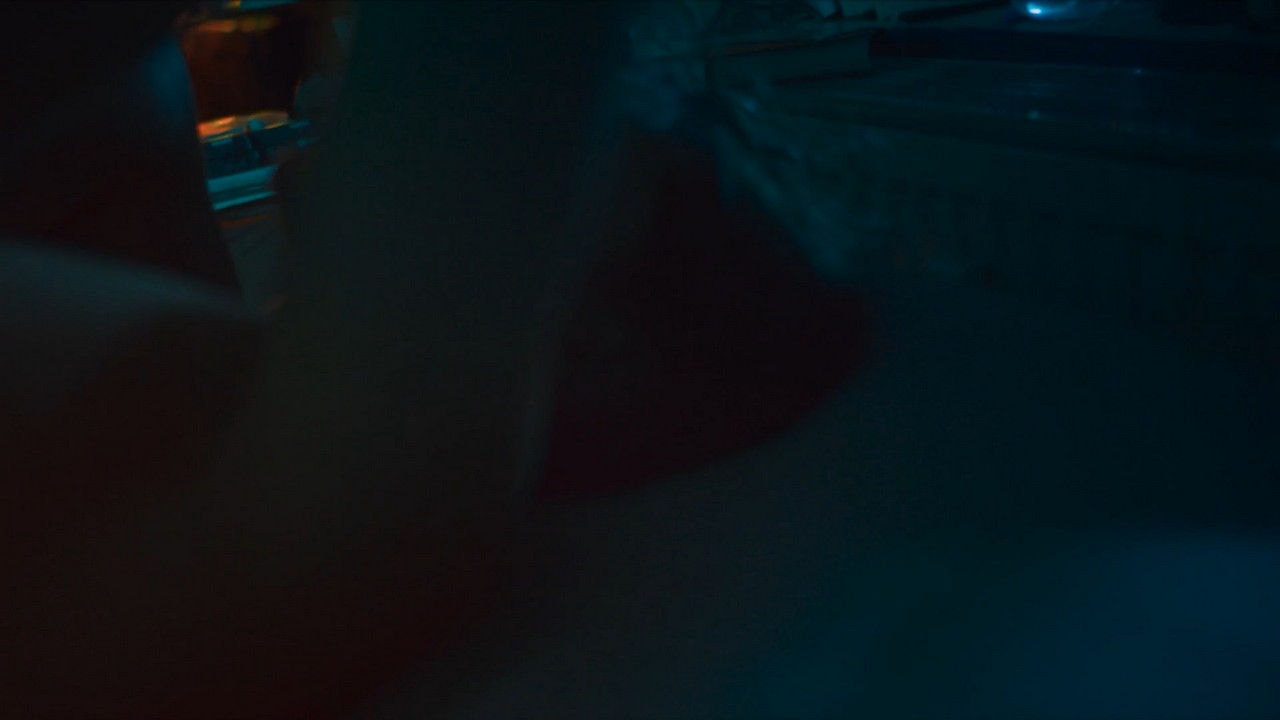 Janina Fautz cleavage movie scene 2022 Janina Fautz cleavage movie scene 2022