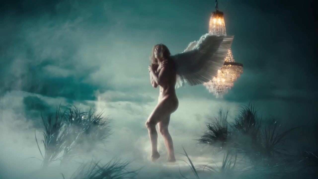 Jennifer Lopez topless In the Morning - Music Video Jennifer Lopez topless In the Morning - Music Video