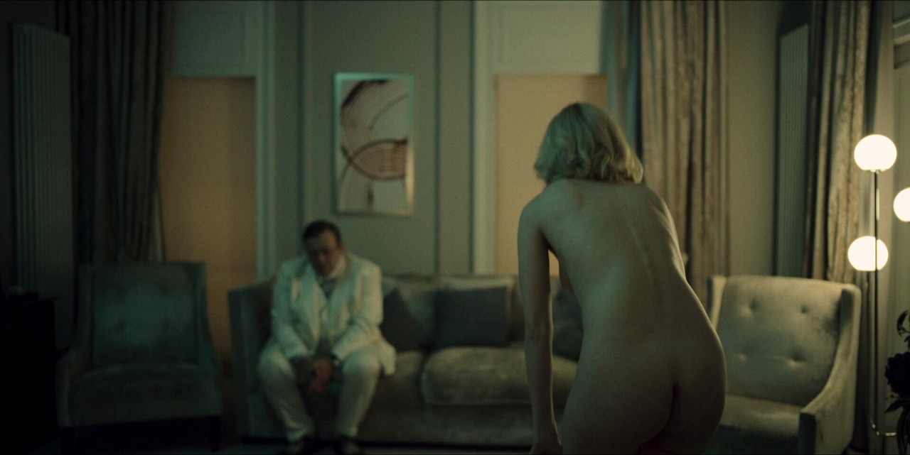 Joanna Majstrak topless Czarne stokrotki - S01E06 Joanna Majstrak topless Czarne stokrotki - S01E06