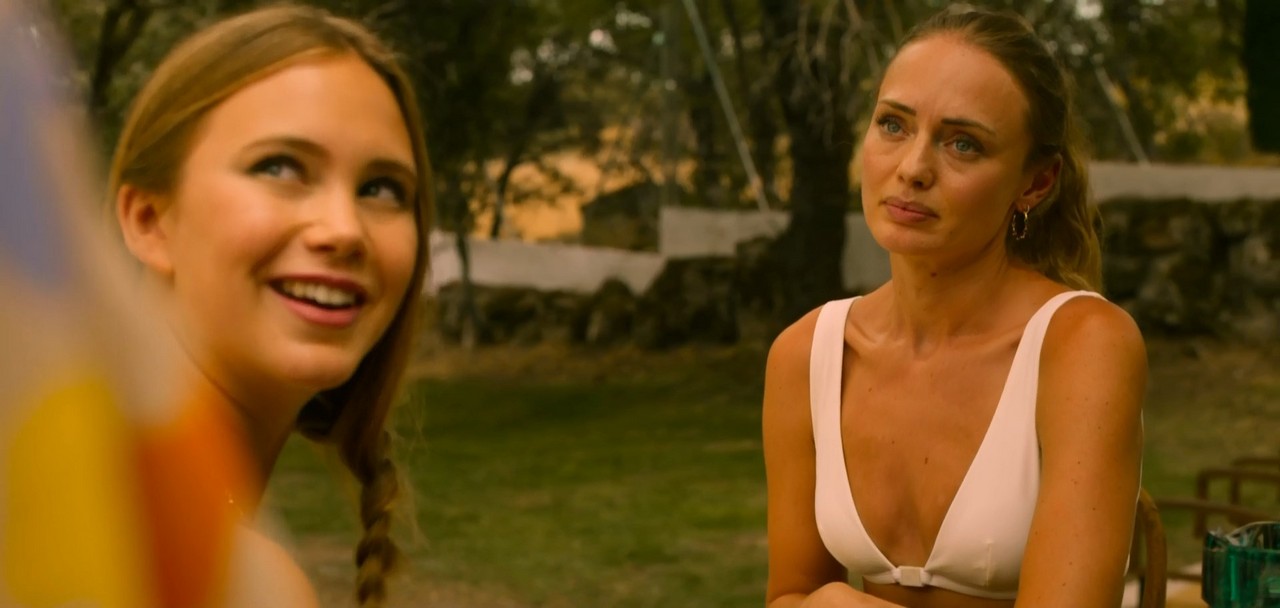 Johanna Wallmeier, Marta Milans, Laura Haddock cleavage movie scene 2020 Johanna Wallmeier, Marta Milans, Laura Haddock cleavage movie scene 2020