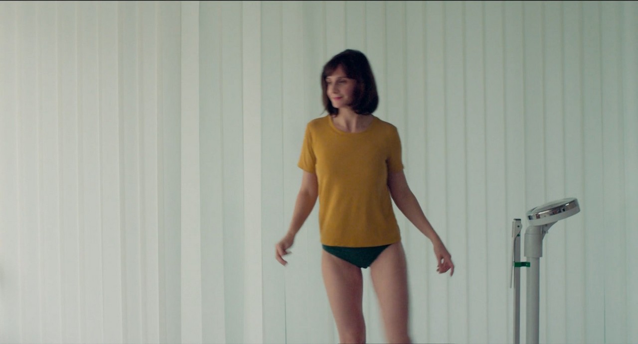 Judith Chemla bare butt in Les cobayes Judith Chemla bare butt in Les cobayes