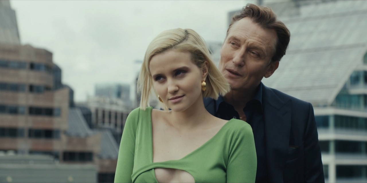 Julia Goldani Telles bare butt in The Girlfriend Experience - S03E02 Julia Goldani Telles bare butt in The Girlfriend Experience - S03E02