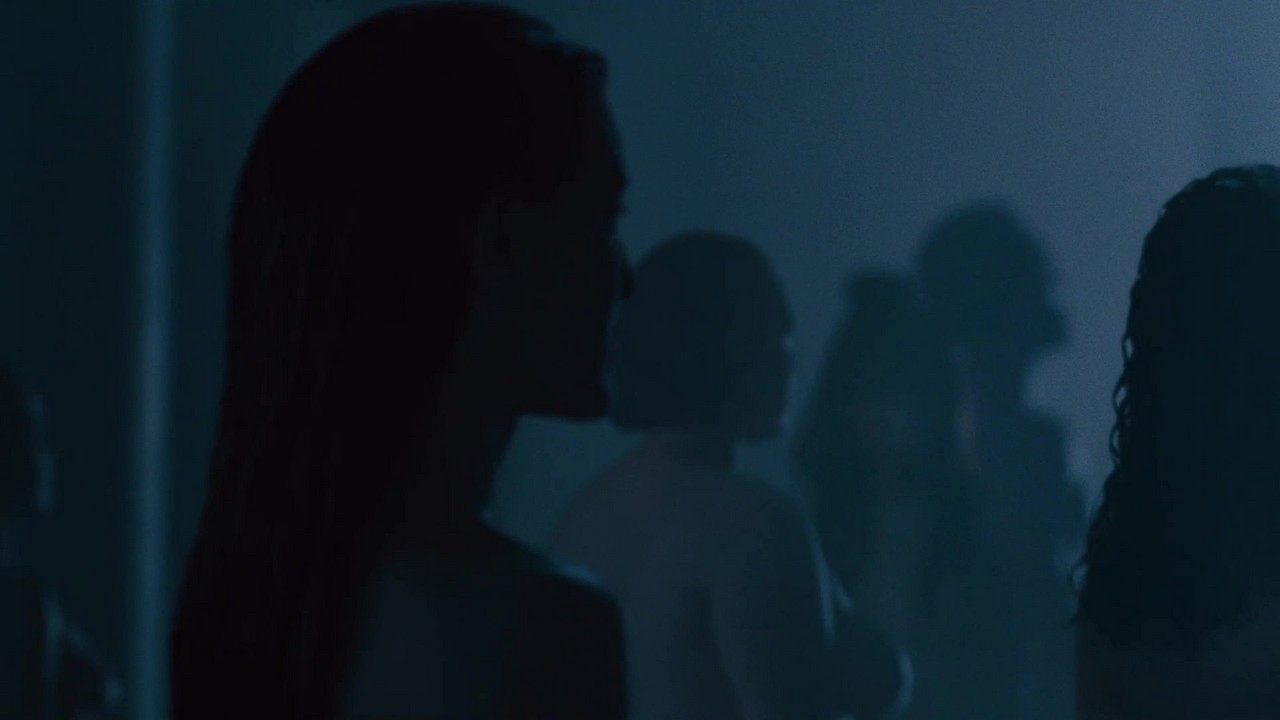 Julia Jones nude scene in Westworld - S02E08 Julia Jones nude scene in Westworld - S02E08