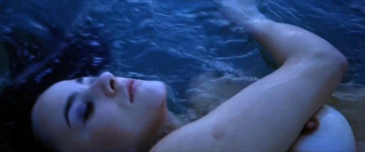 Juliane Elting, Morena Nascimento nude scene in Ventura Juliane Elting, Morena Nascimento nude scene in Ventura