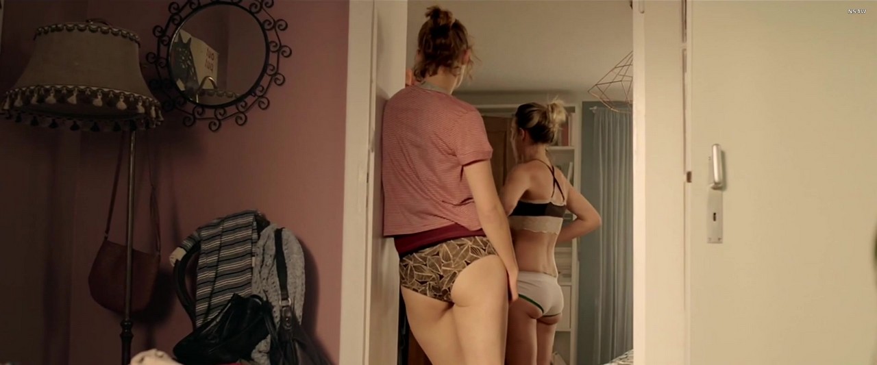 Jytte bare butt in Merle Böhrnsen Nude, Luise Heyer Sexy - Einmal bitte Alles Jytte bare butt in Merle Böhrnsen Nude, Luise Heyer Sexy - Einmal bitte Alles