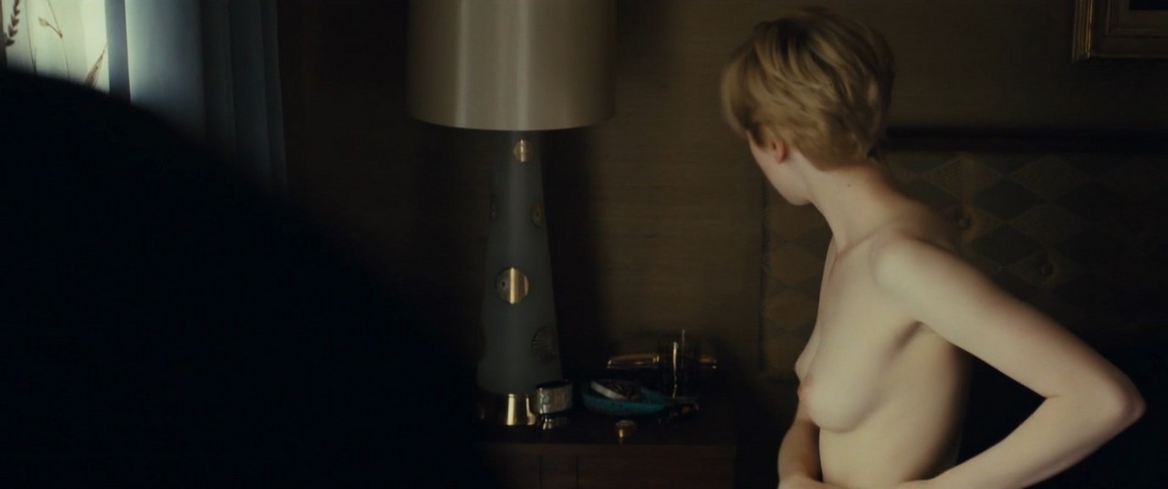 Kacey Rohl nude scene in White Dog Kacey Rohl nude scene in White Dog