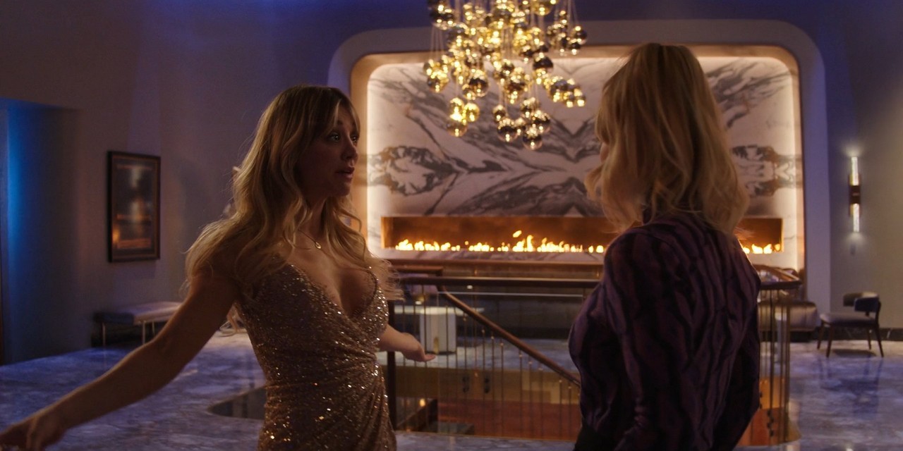 Kaley Cuoco cleavage movie scene 2022 Kaley Cuoco cleavage movie scene 2022