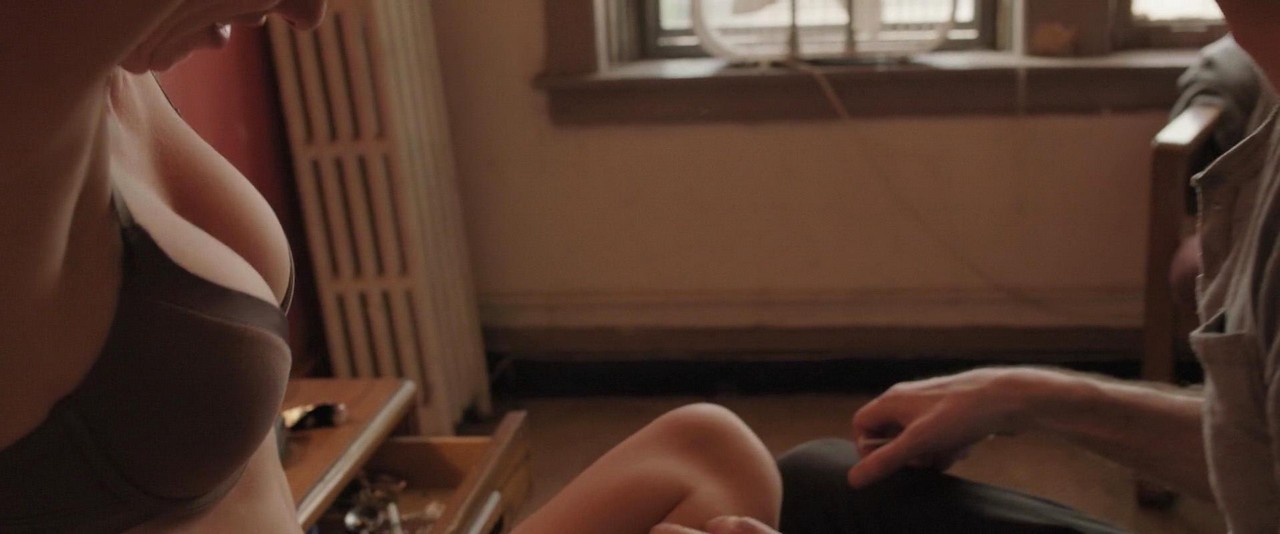 Kim Shaw cleavage movie scene 2014 Kim Shaw cleavage movie scene 2014