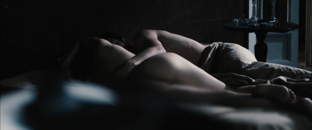 Leonor Watling bare butt in Lo Mejor De Eva Leonor Watling bare butt in Lo Mejor De Eva