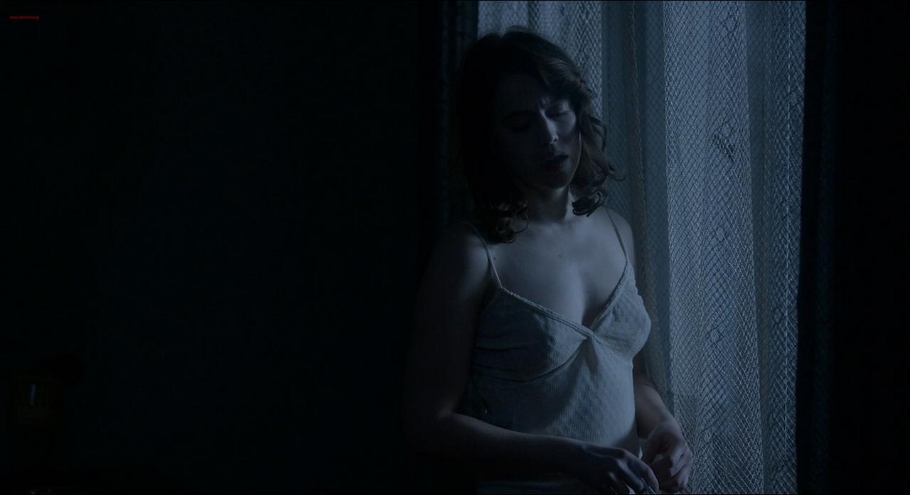 Lou de Laage topless Les Innocentes Lou de Laage topless Les Innocentes