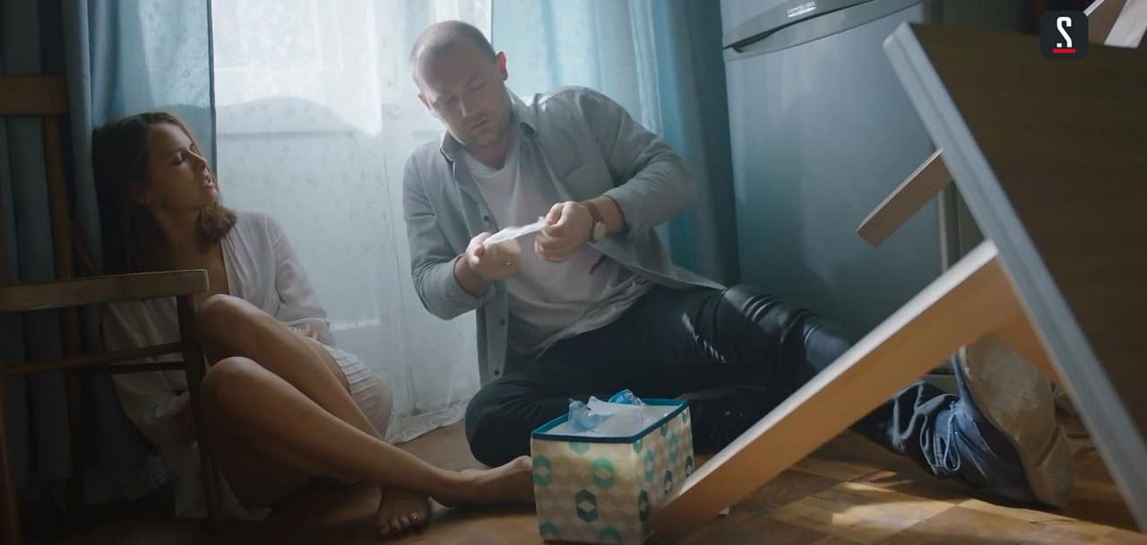 Lyubov Aksyonova bare butt in Byvshie - S02E07 Lyubov Aksyonova bare butt in Byvshie - S02E07