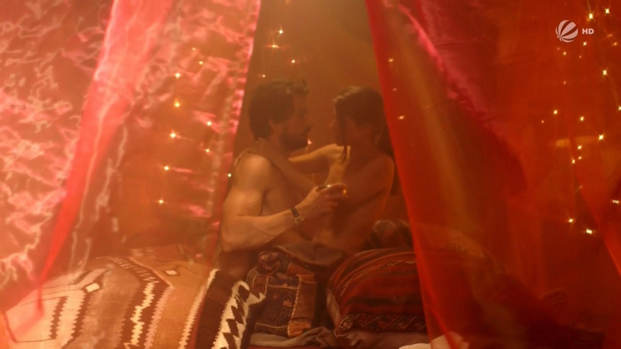 Maike Johanna Reuter topless Einstein - S01E05 Maike Johanna Reuter topless Einstein - S01E05